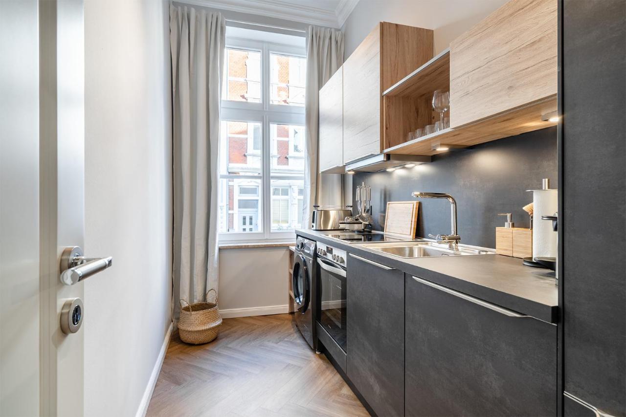 Apartment Villa Anna - Wohnung Mit Stellplatz Emden Kültér fotó
