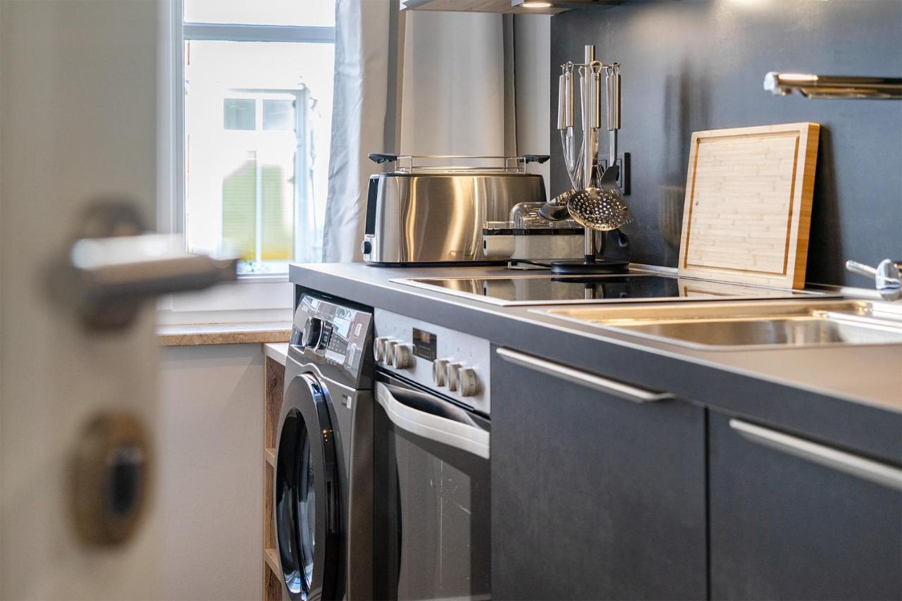 Apartment Villa Anna - Wohnung Mit Stellplatz Emden Kültér fotó