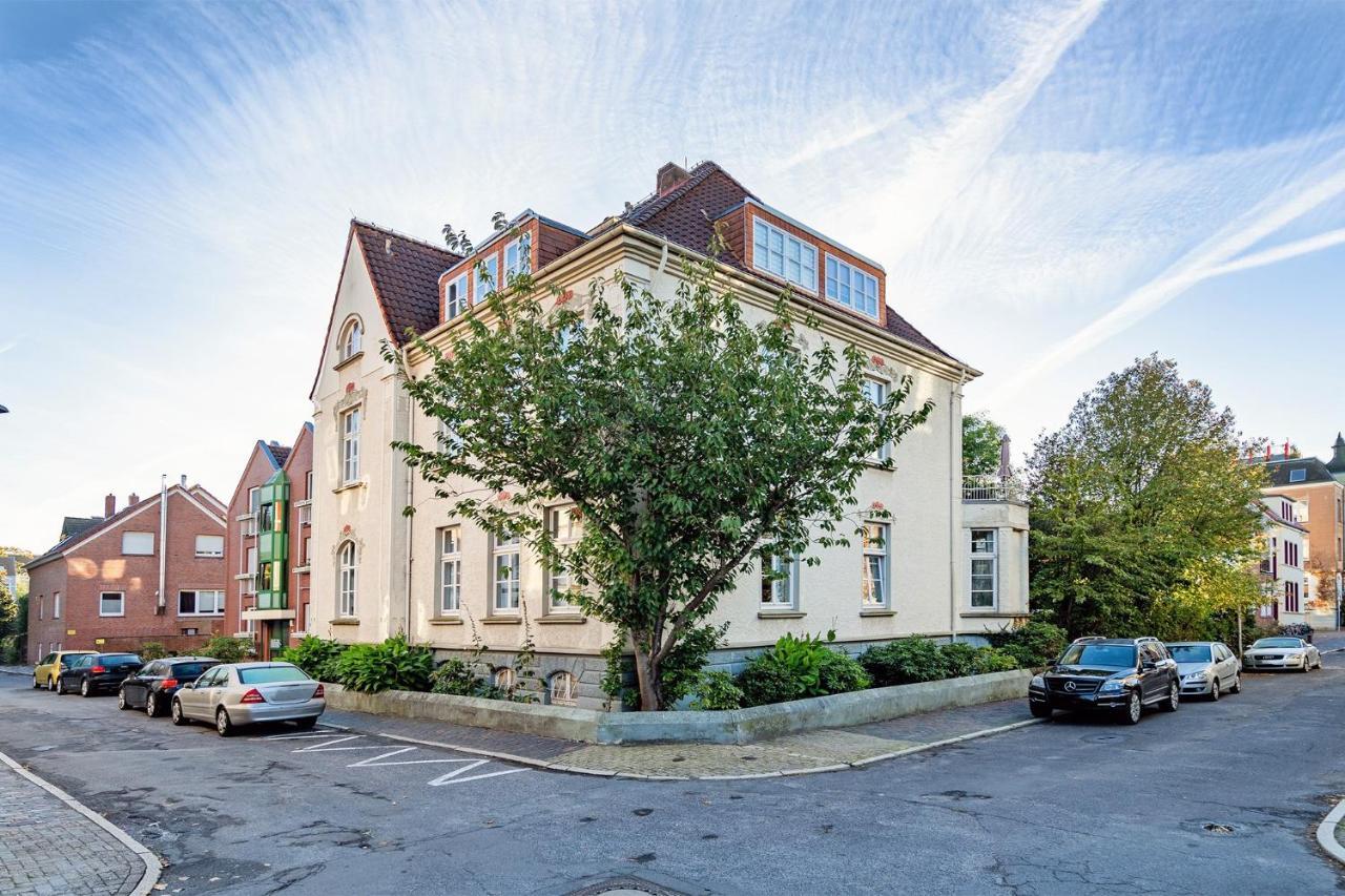 Apartment Villa Anna - Wohnung Mit Stellplatz Emden Kültér fotó